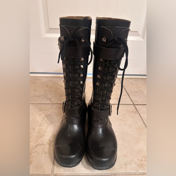 Bcbg rain boots - Picture 3 of 7